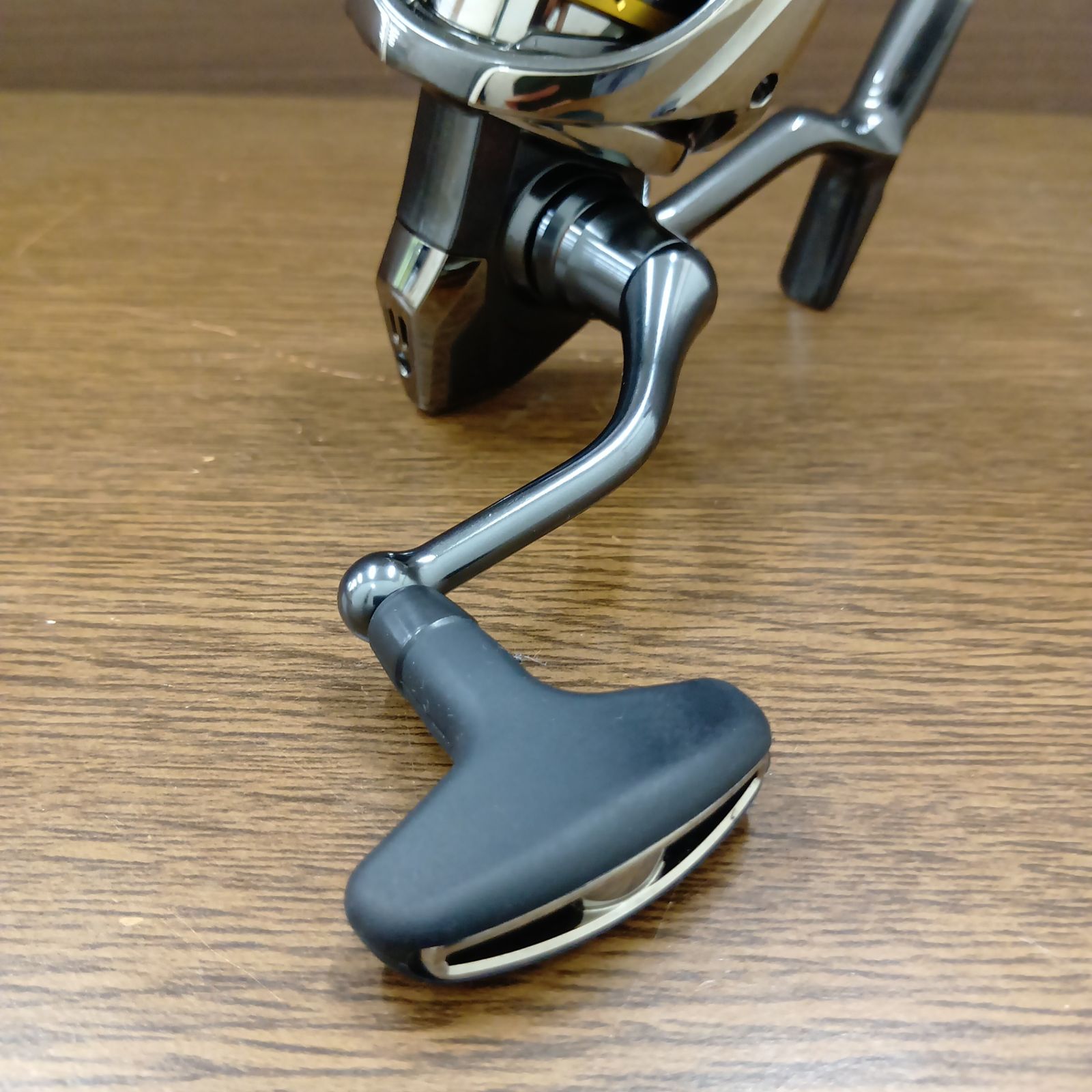 シマノ(SHIMANO) 20 ツインパワー C3000XG バーサタイル スピニング