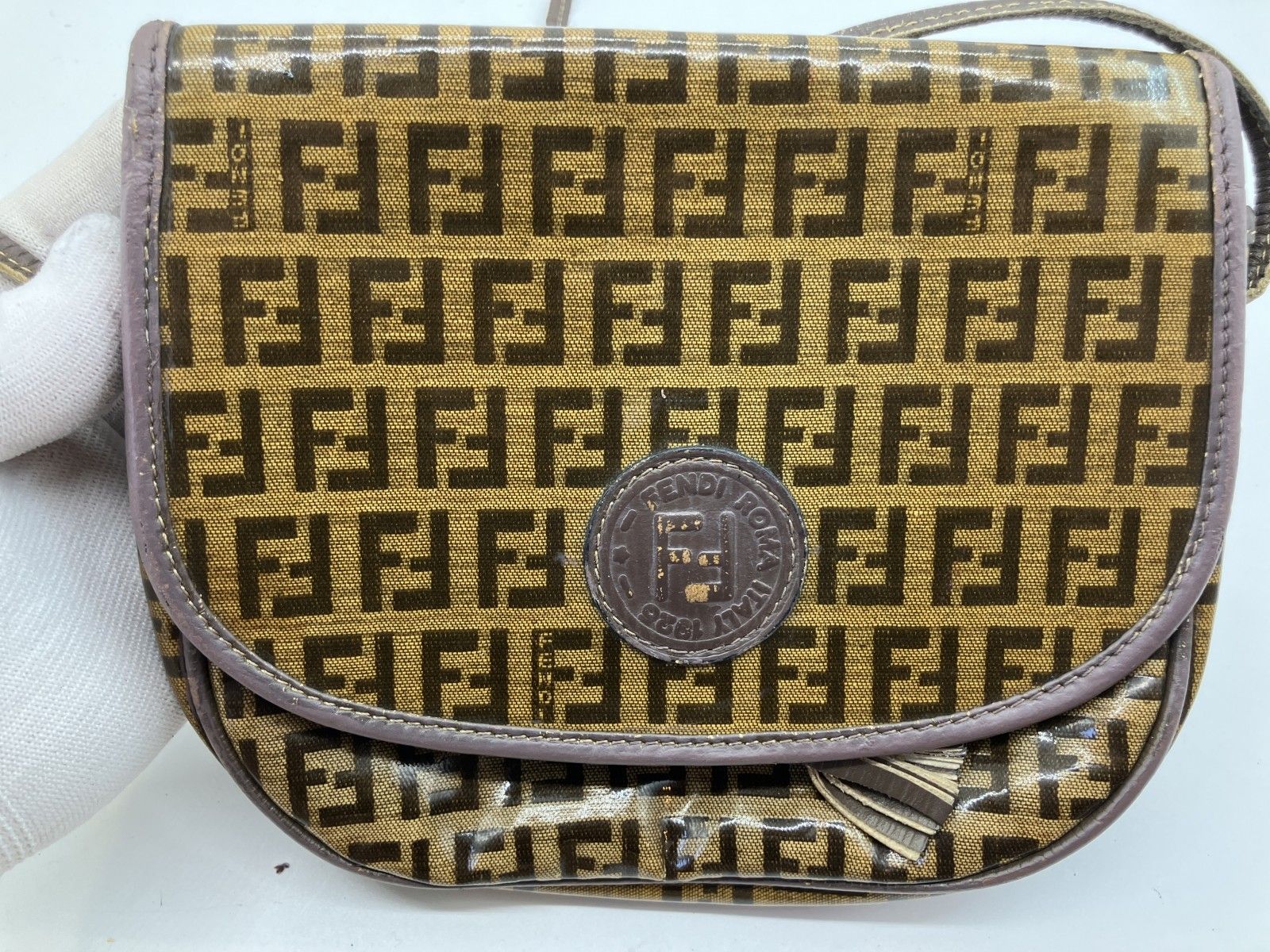 FENDI フェンディ ズッカ FF柄 PVC レザー フラップ ショルダーバッグ 