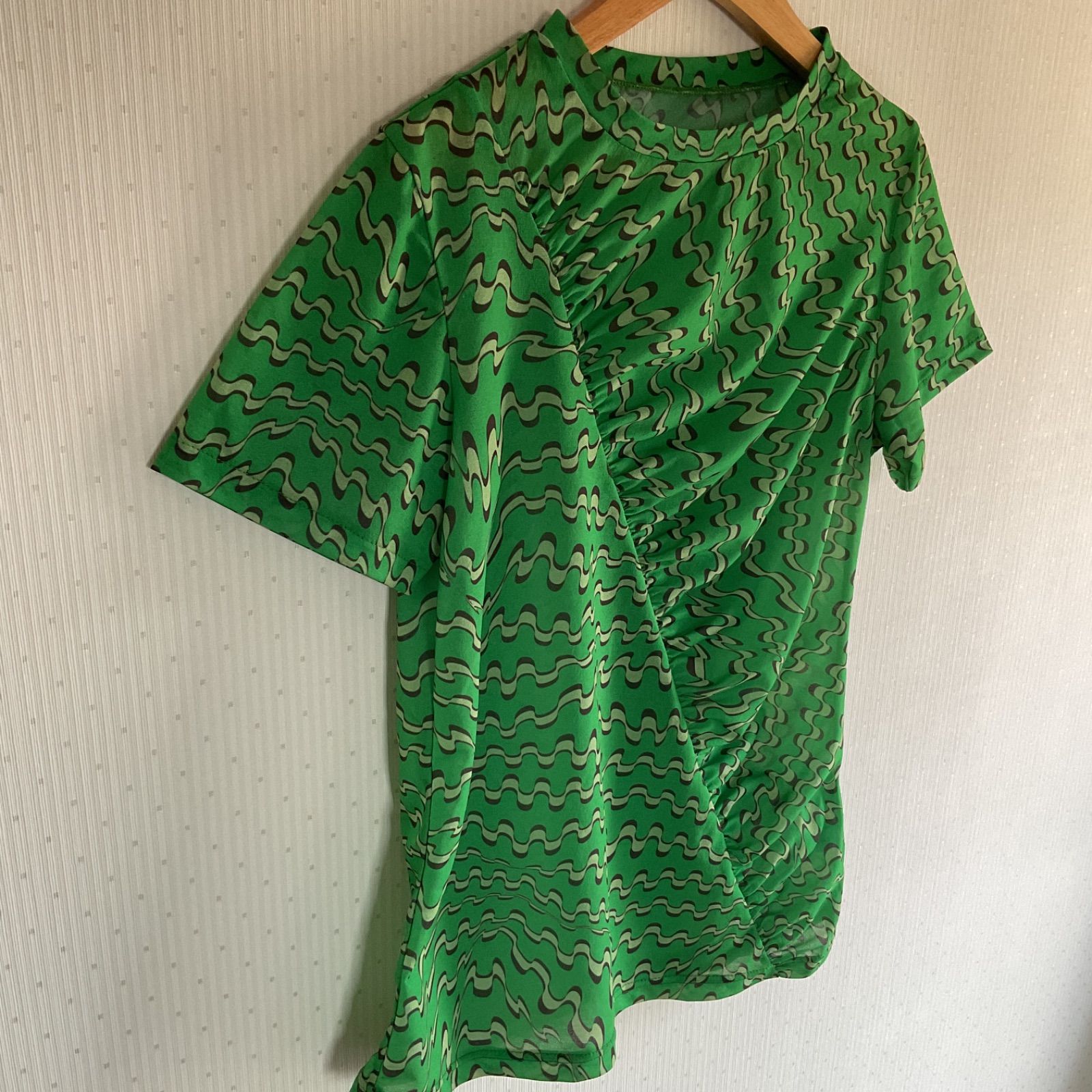 MAISON SPECIAL メゾンスペシャル ウェーブプリントギャザーTシャツ 