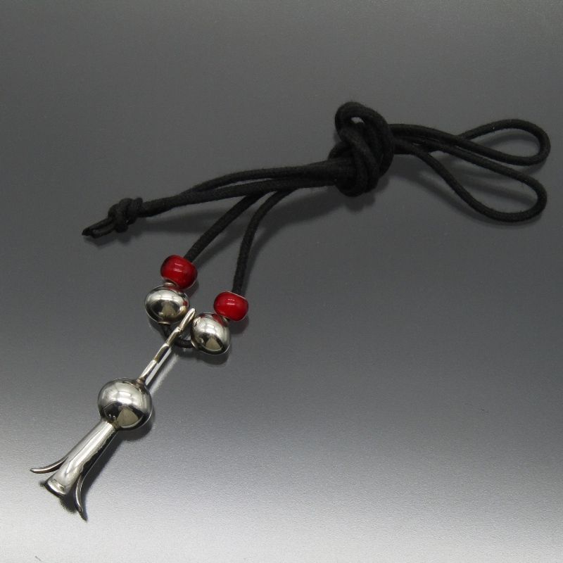 美品 Cippy Crazy Horse コチティ族 ネックレス スカッシュブロッサム シッピークレイジーホース ペンダント 80007522