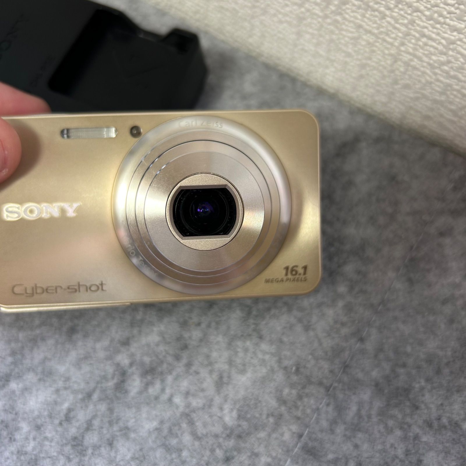 ソニーCyber-shot DSC-W570ゴールドデジカメ動作品 CCDセンサー