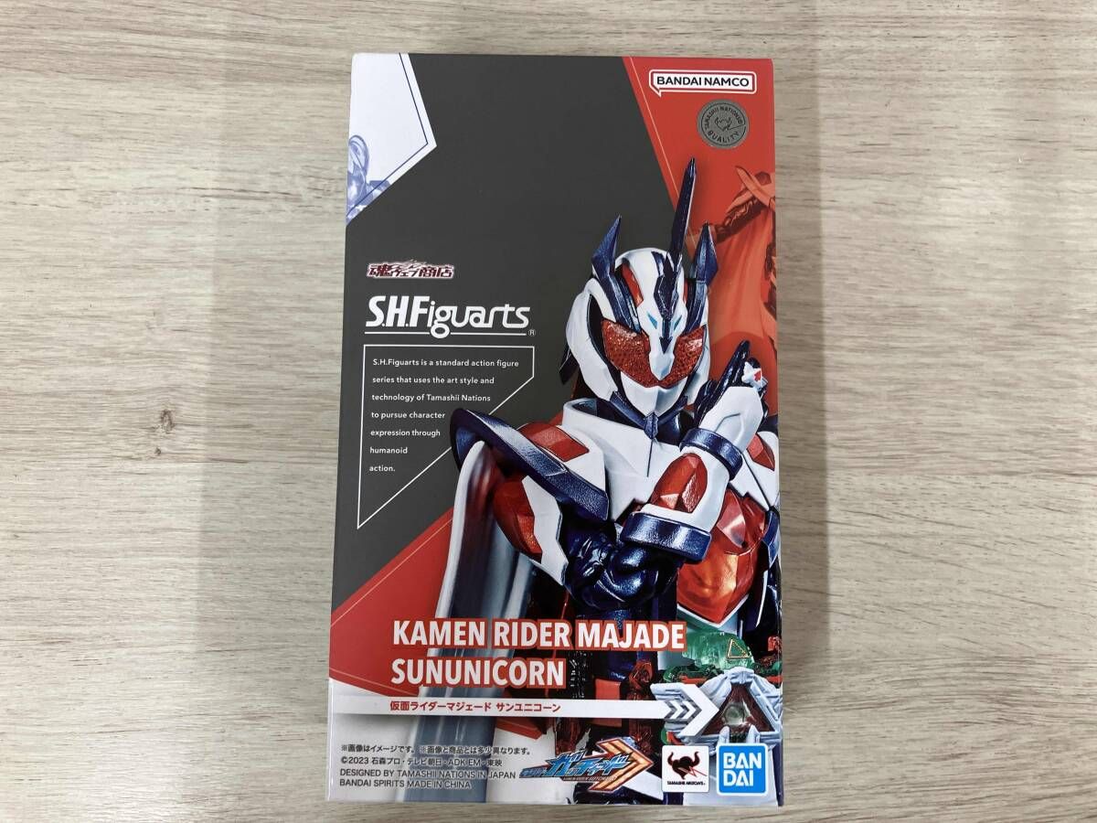 S.H.Figuarts 仮面ライダｰマジェｰド サンユニコｰン 魂ウェブ商店限定 仮面ライダｰガッチャｰド