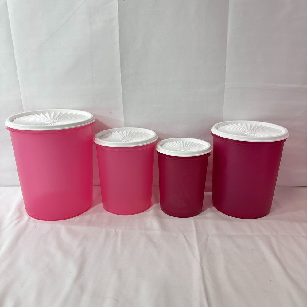 ◆Tupperware グランプリデコレーターギフト 50周年 ピンク　740 ◇Tupperware グランプリデコレーターギフト 50周年 ピンク 740 - メルカリ