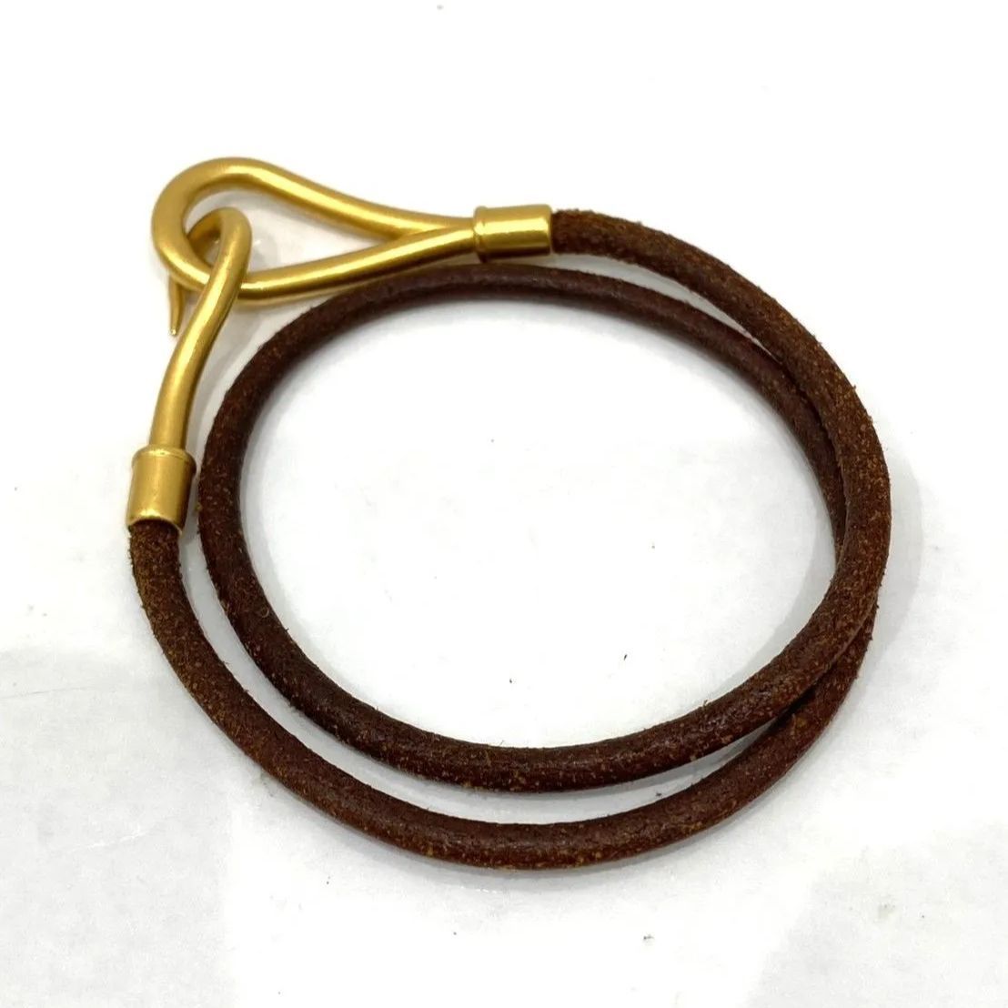 エルメスブレスレット。チョ―カ― HERMES エルメス レザー チョーカー ブレスレット - メルカリ