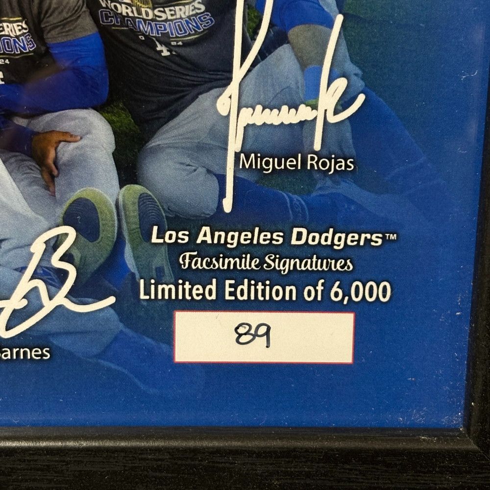 ◇MLB ドジャース ワールドシリーズ 2024 優勝記念品 額装フォト 745