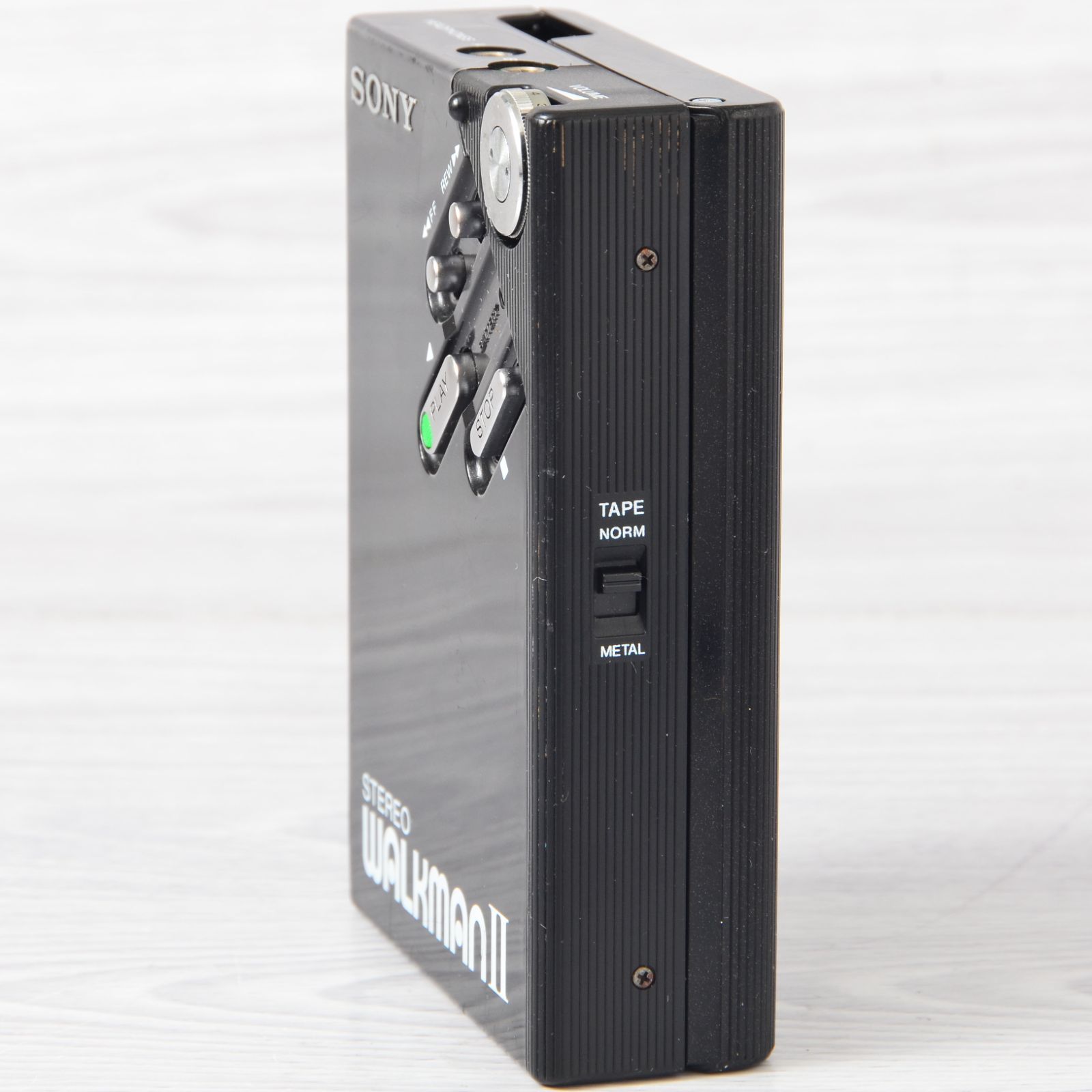 SONY WALKMAN WM-2 カセットウォークマン 黒 整備済 TY459 SONY WALKMAN WM-2 カセットウォークマン ブラック 整備済 TY459