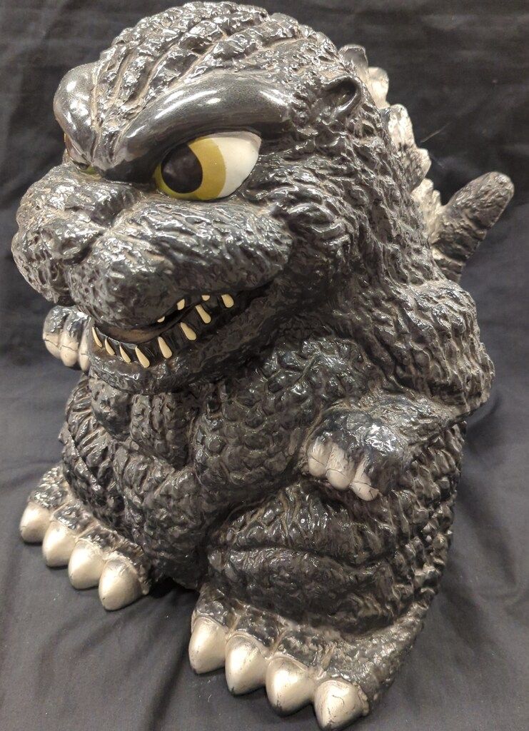 ユタカ ゴジラ貯金箱 / 目黄色