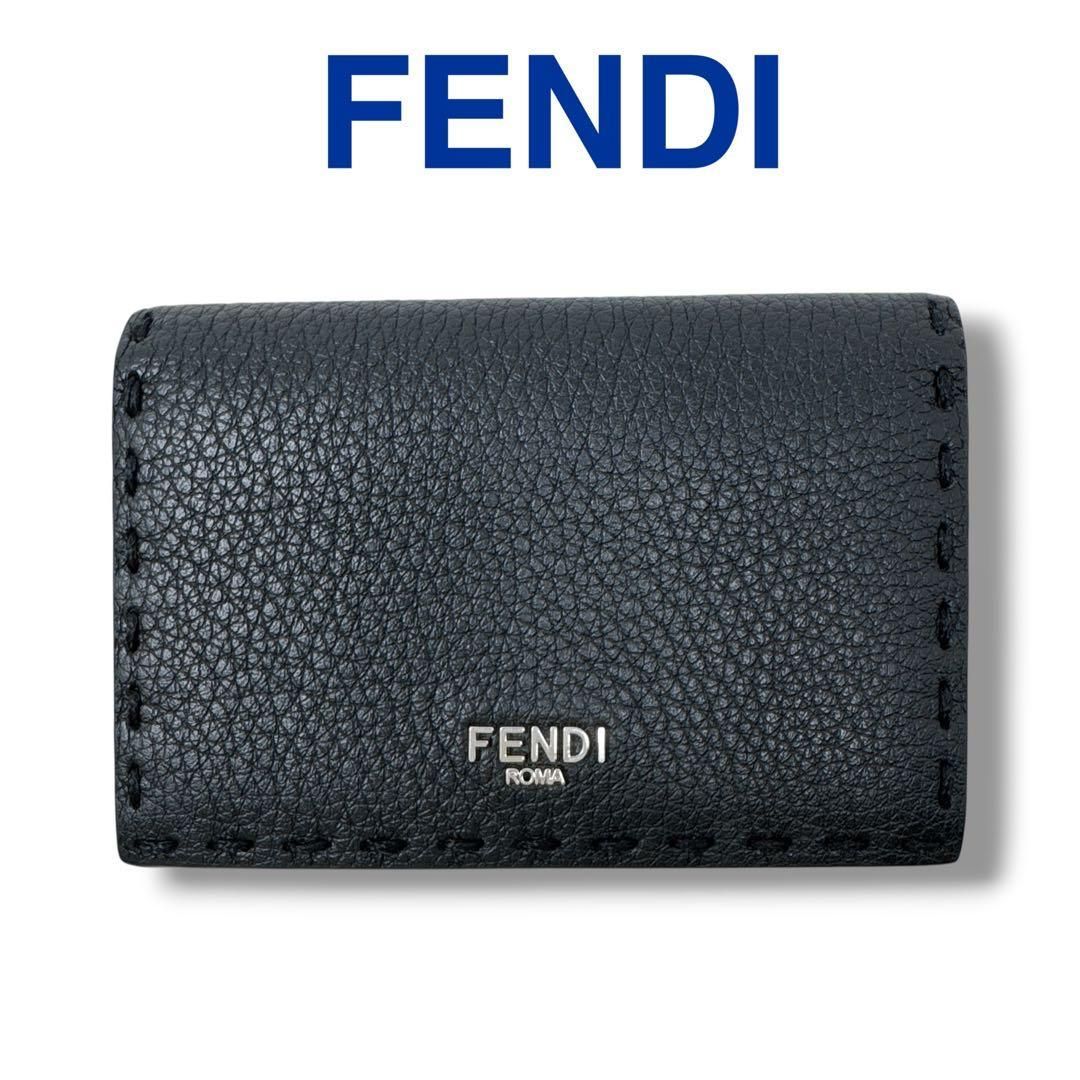 フェンディ 名刺入れ 7M0222 カードケース ピーカブー セレリア 黒 美品 Fendi レザー ブラック ユニセックス ブランド シルバー金具 ミニ財布 メンズ レディース 男女兼用 イタリア製 A/使用感の少ない綺麗な中古品