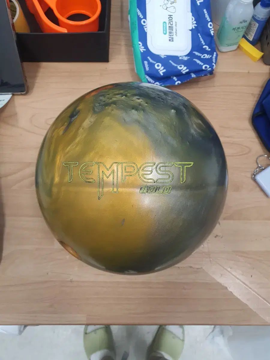 中古ボーリングボール 13p 템테스트GOLD