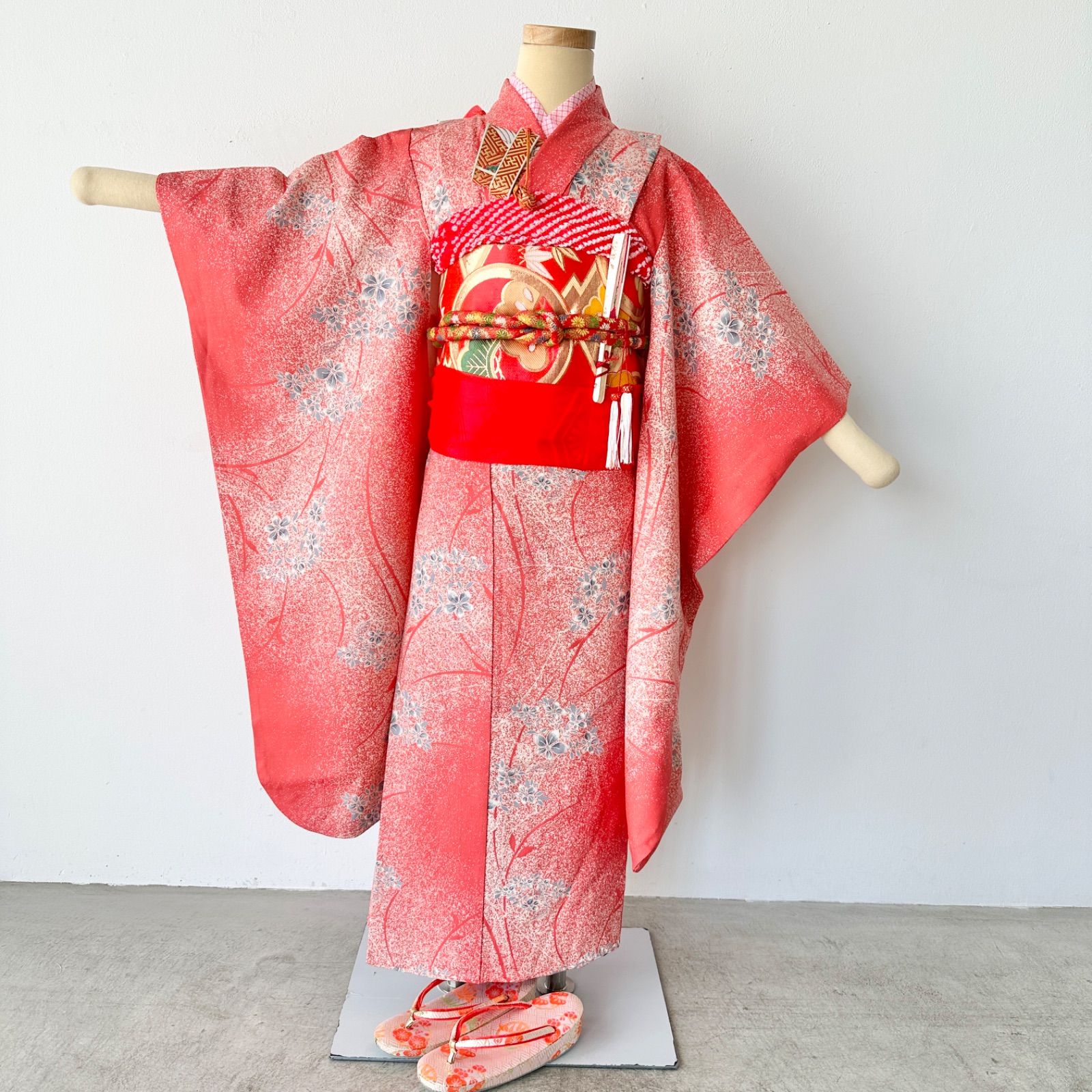 キッズ服(100cm~) T618 七五三 7歳女の子着物 アンティーク着物 ピンク