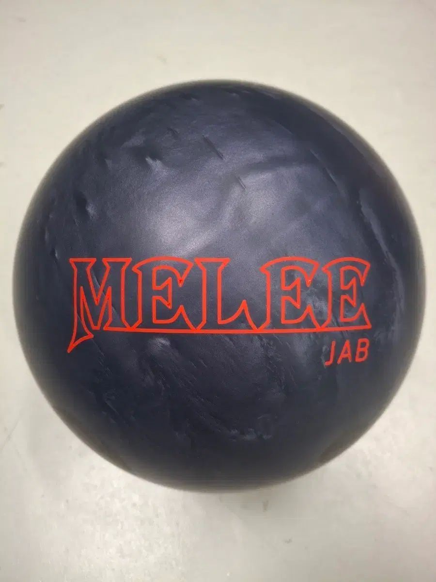 人気 中古ボーリングボール-BRUNSWICK(ブランズウィック) 맬리잽 リー カーボン・フックボール 14 パウンド-復元ボール-トゥーピンガー ok