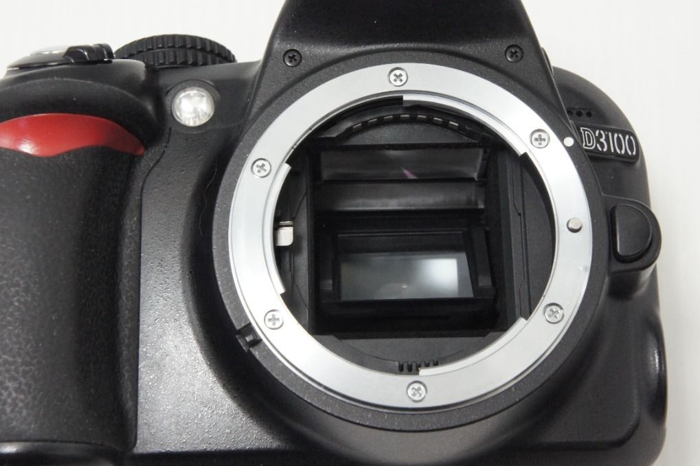 Nikon ニコン D3100 ボディ + AF-S DX 18-55mm VR レンズキット
