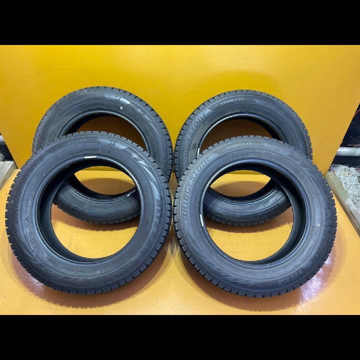 【送料無料】175/65R15 84Q BRIDGESTONE BLIZZAK VRX2【4本セット】★8221