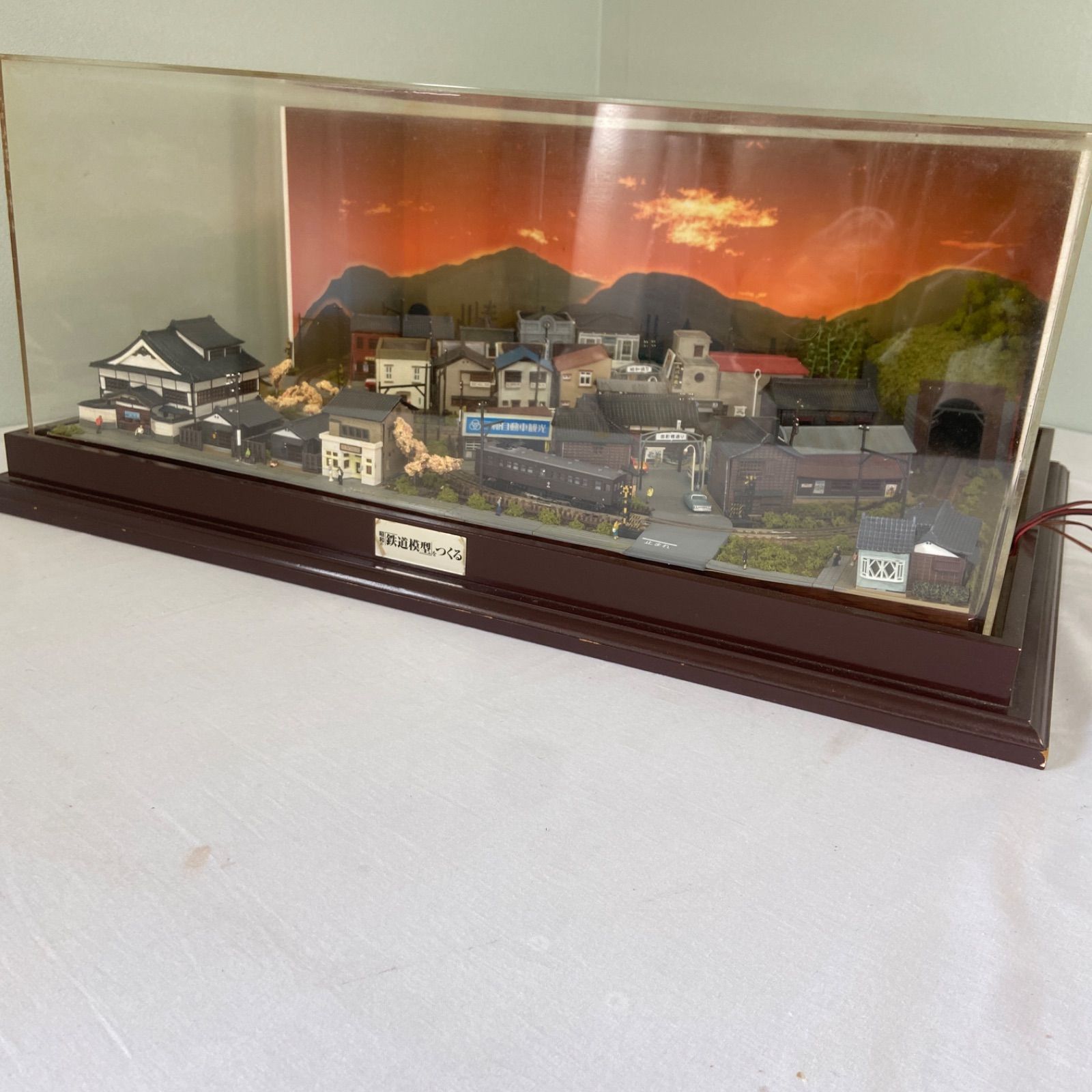 引取限定】例完成品 週刊 昭和の「鉄道模型」をつくる 特製アクリル