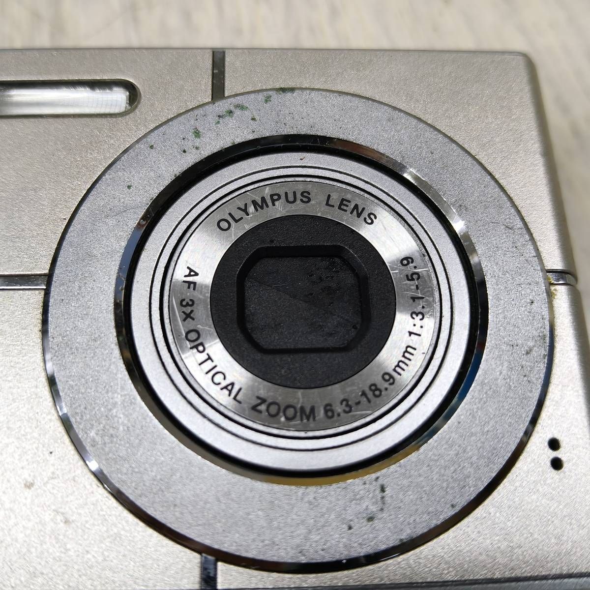 動作未確認】OLYMPUS FE-3000 デジタルカメラ コンデジ ジャンク