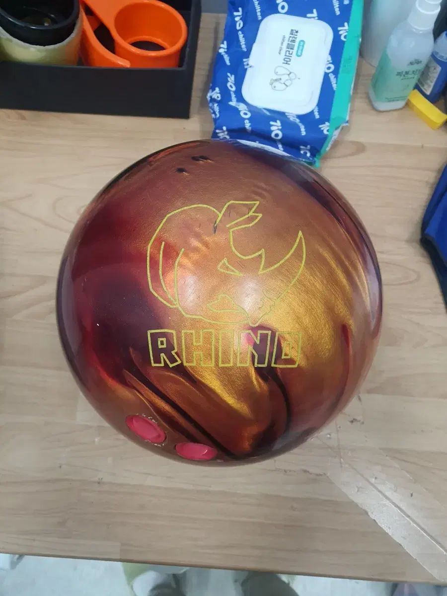 中古ボーリングボール 14p ライノ