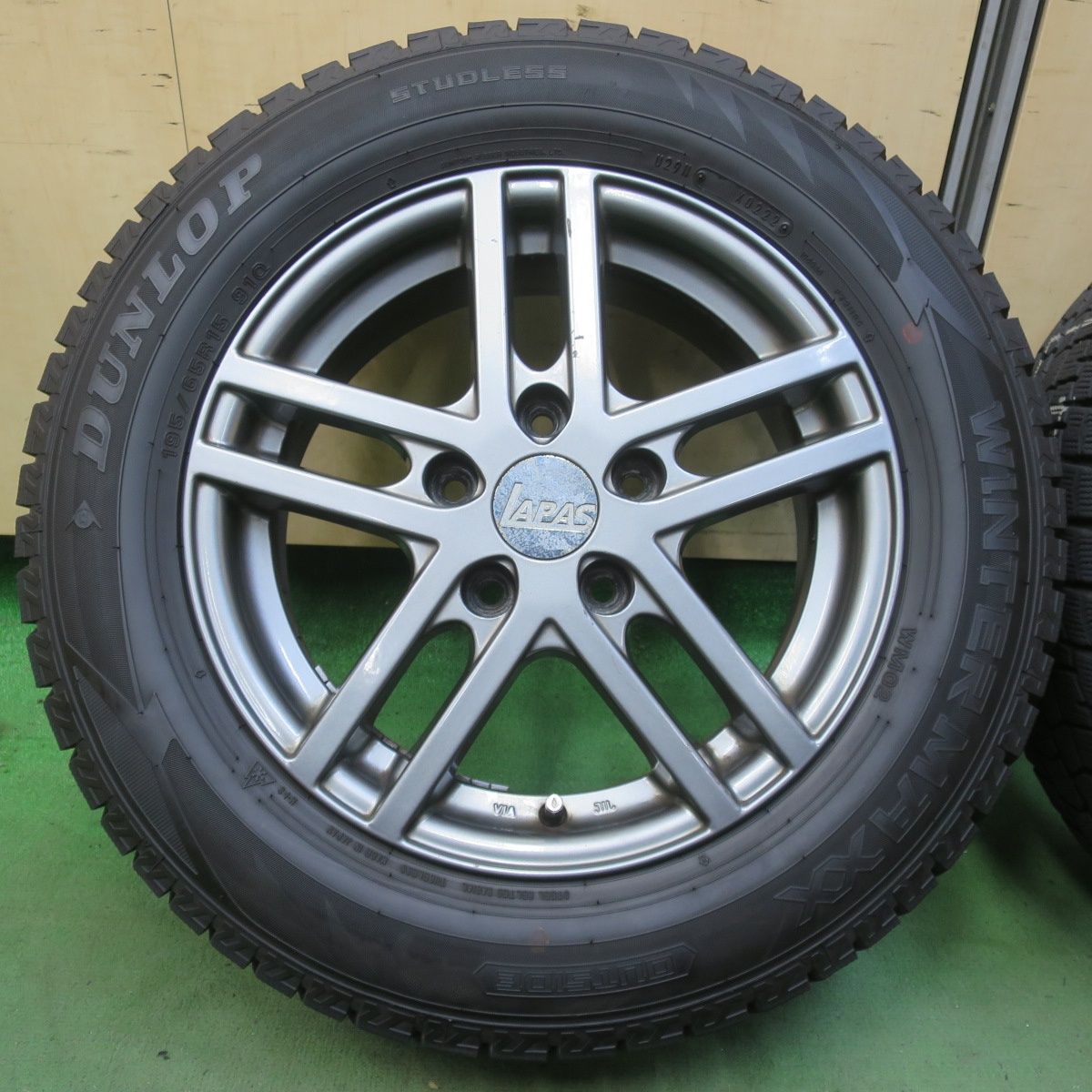 バリ溝！22年！9分◎スタッドレス 195/65R15 ダンロップ ウインター