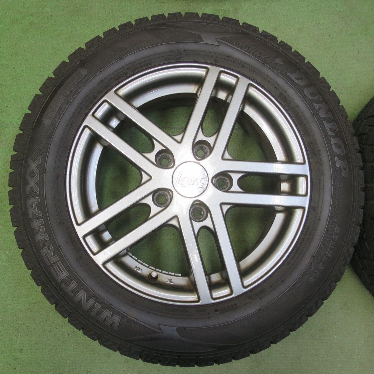 バリ溝！22年！9分◎スタッドレス 195/65R15 ダンロップ ウインター