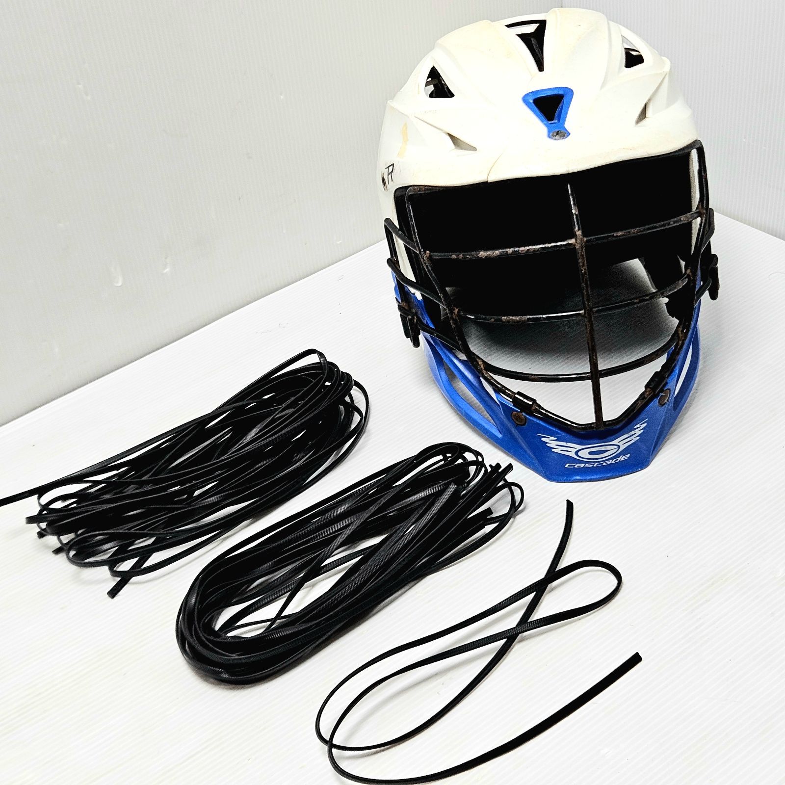 【ジャンク】現状品 Cascade R ラクロス ゴーリーヘルメット ST-5PROS用紐21本付