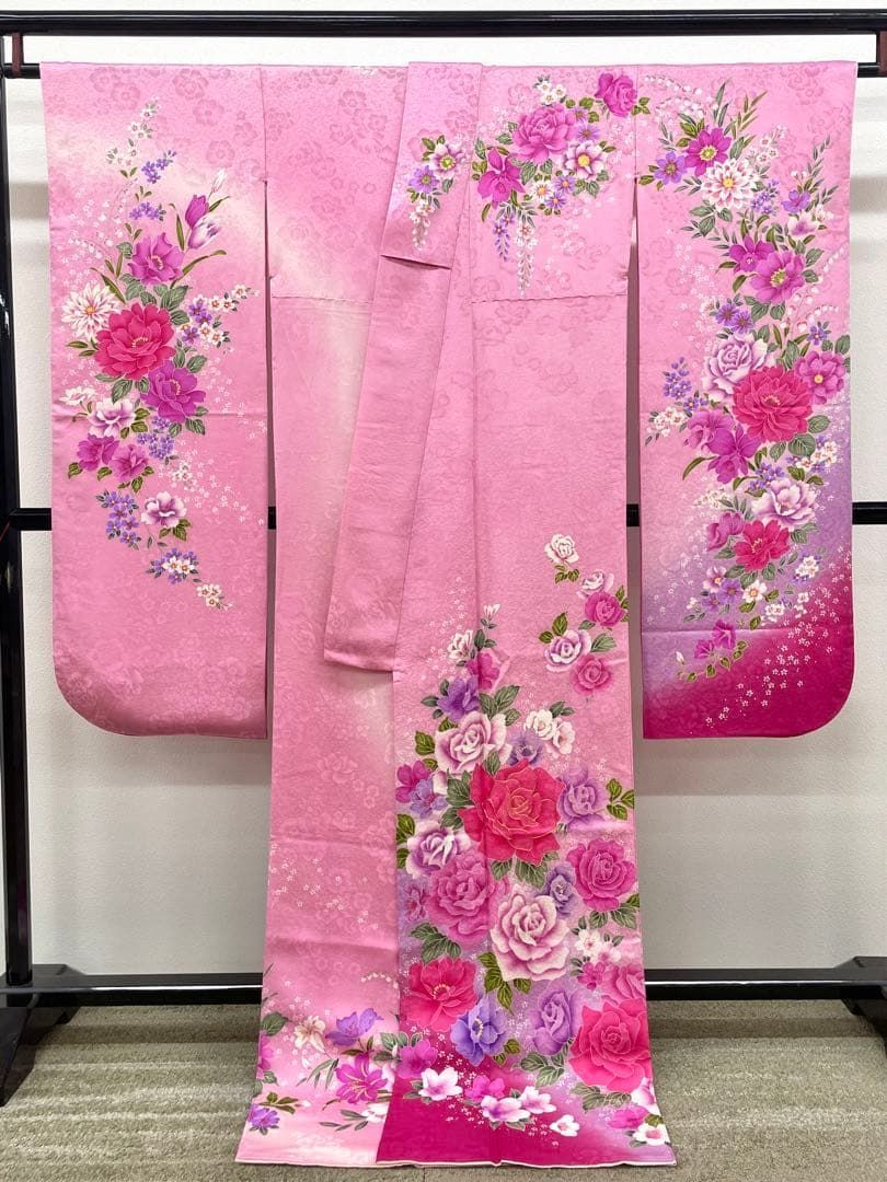 振袖 金駒 銀通し 紋意匠 身丈177cm トールサイズ HKT222 - メルカリ