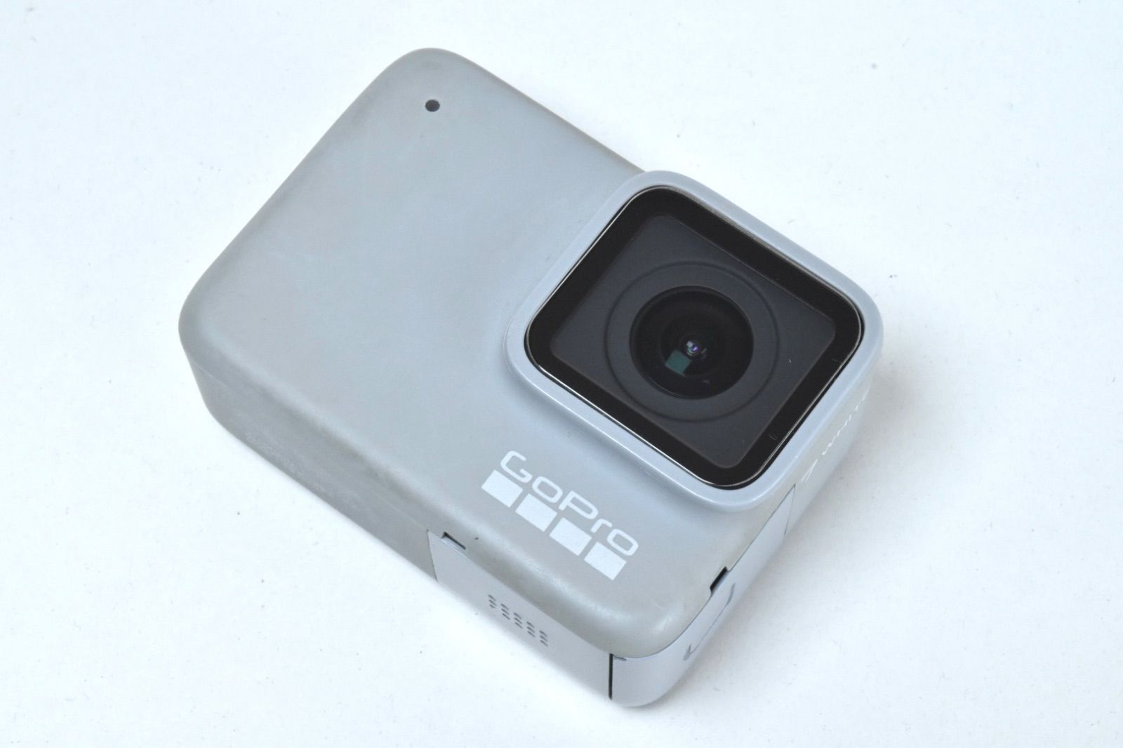 ジャンク】GoPro HERO7 White - メルカリ