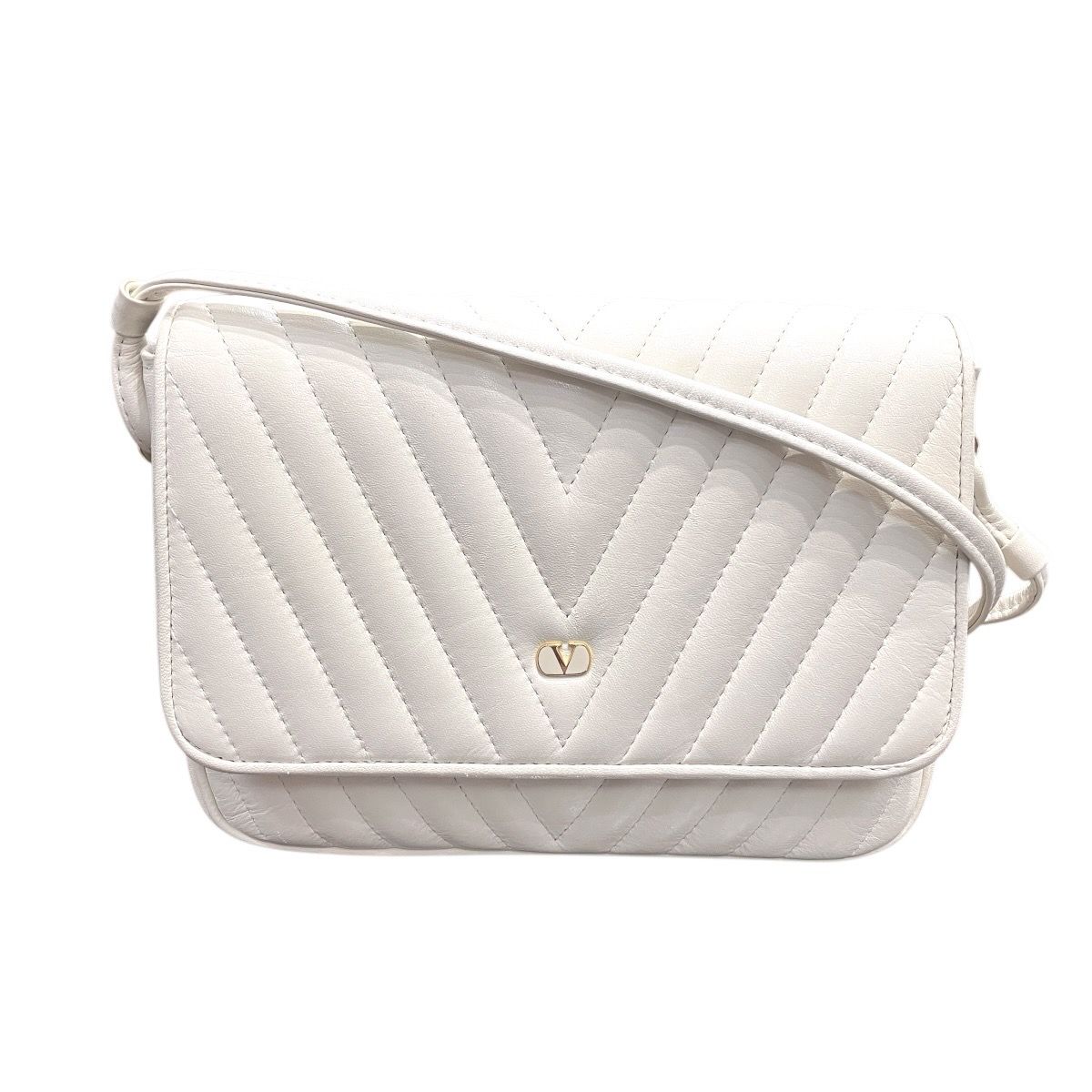 ヴァレンティノ・ガラヴァーニ Valentino Garavani Vステッチ