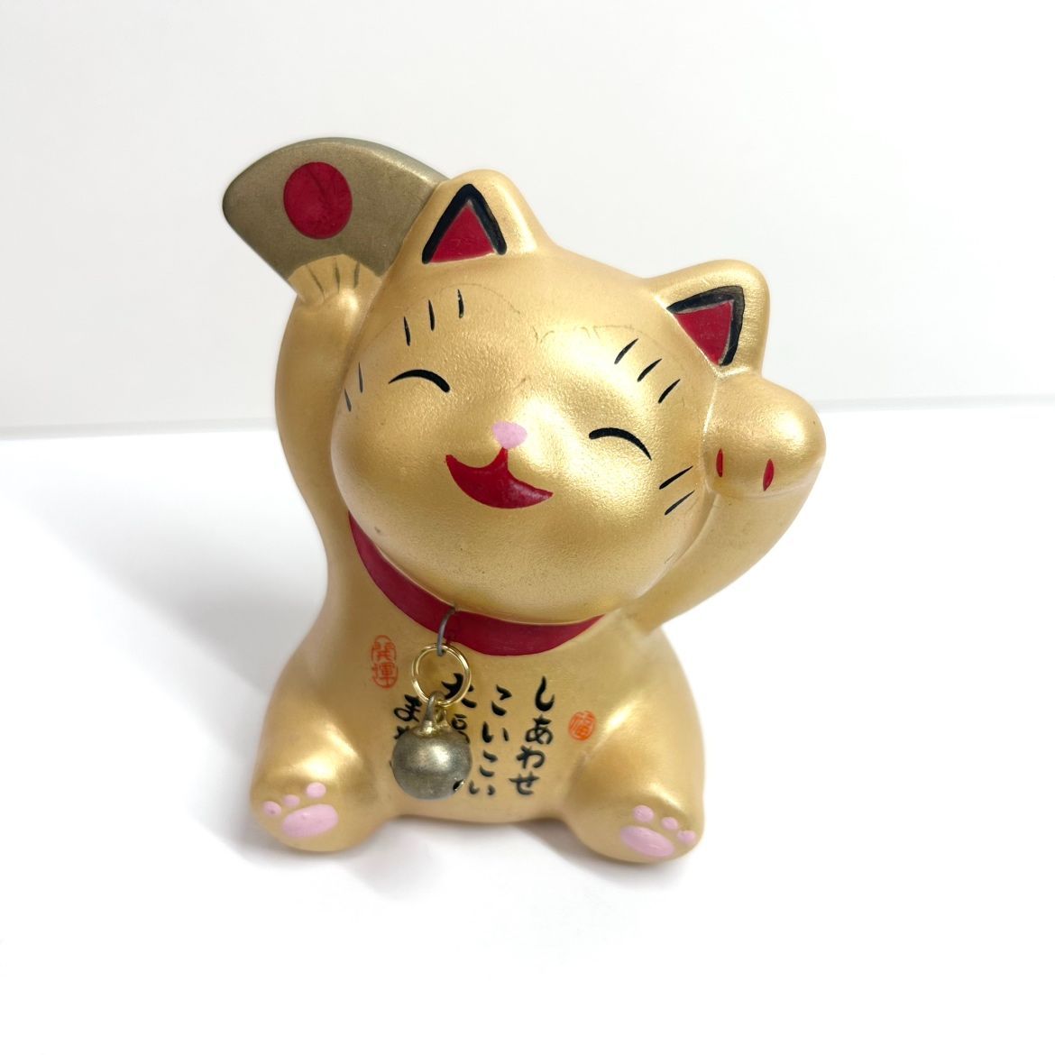 新品】金運招き猫 金色招福猫 しあわせこいこい 開運招福 金運上昇
