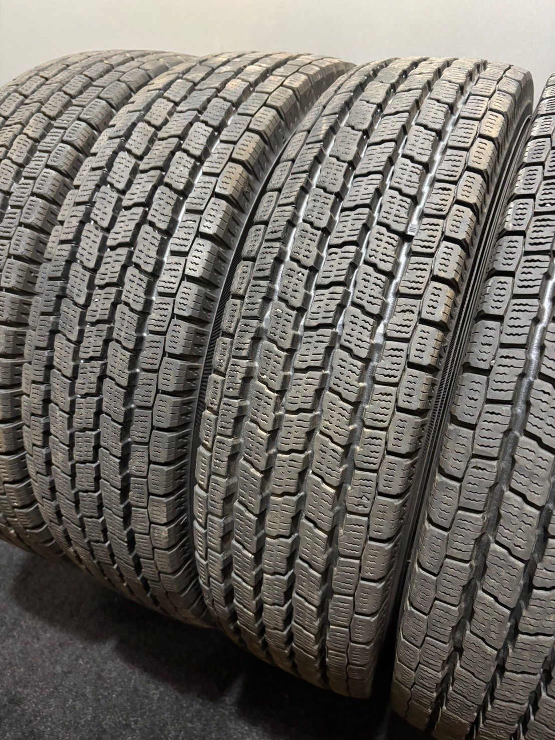 ★145/80R12 80/78N LT YOKOHAMA/ice GUARD iG91 23年製 スタッドレス 4本 ヨコハマ アイスガード 軽トラ 軽バン (4-M738)