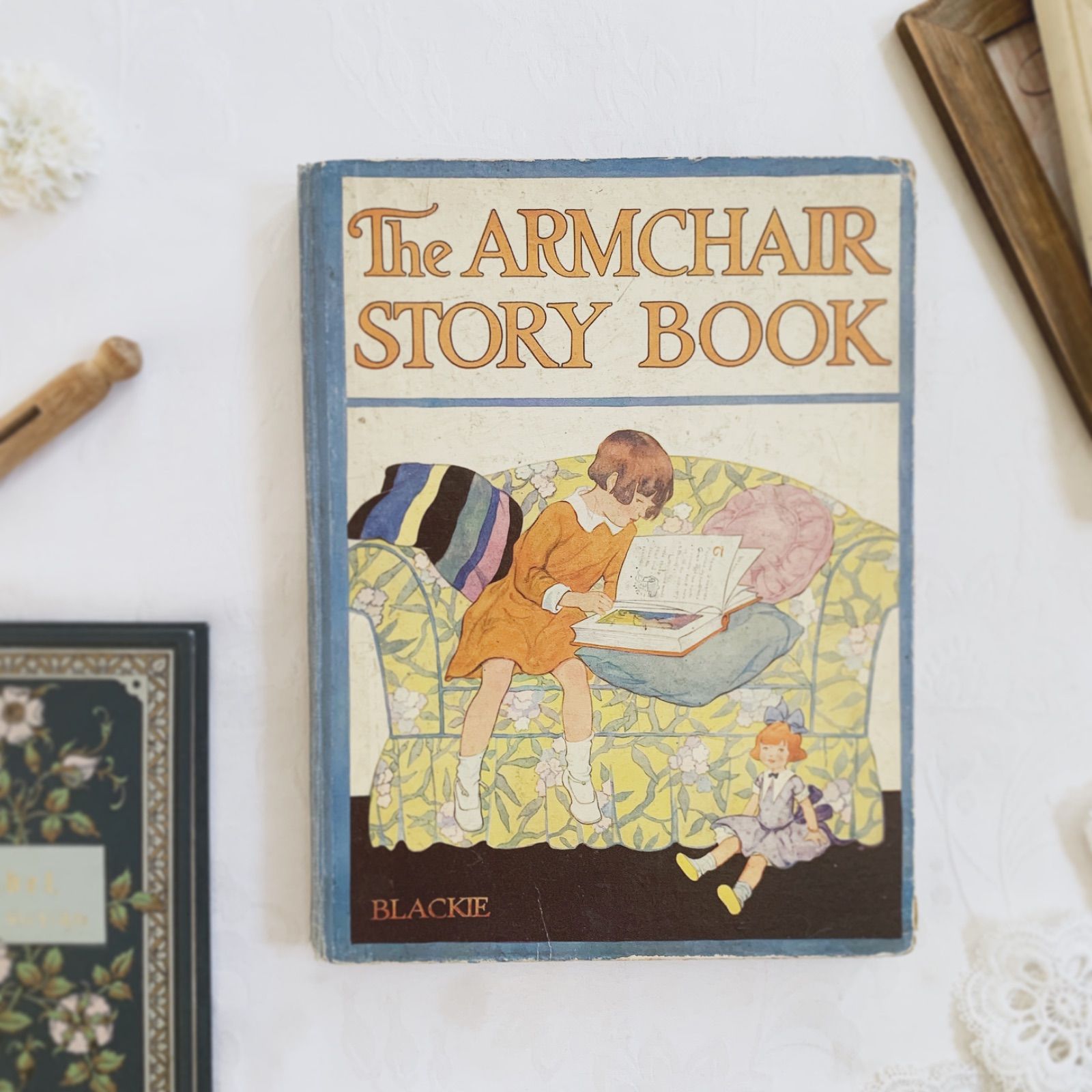 1920s-1930s イギリスの挿絵付きアンティーク児童書 ビンテージ本 The