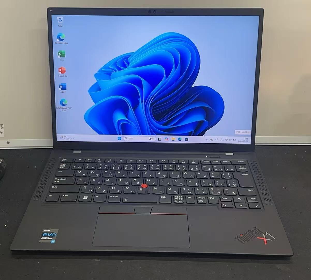 正規店通販】Lenovo ThinkPad X1 Carbon Gen 9 Core i5-1145G7 16GB ++