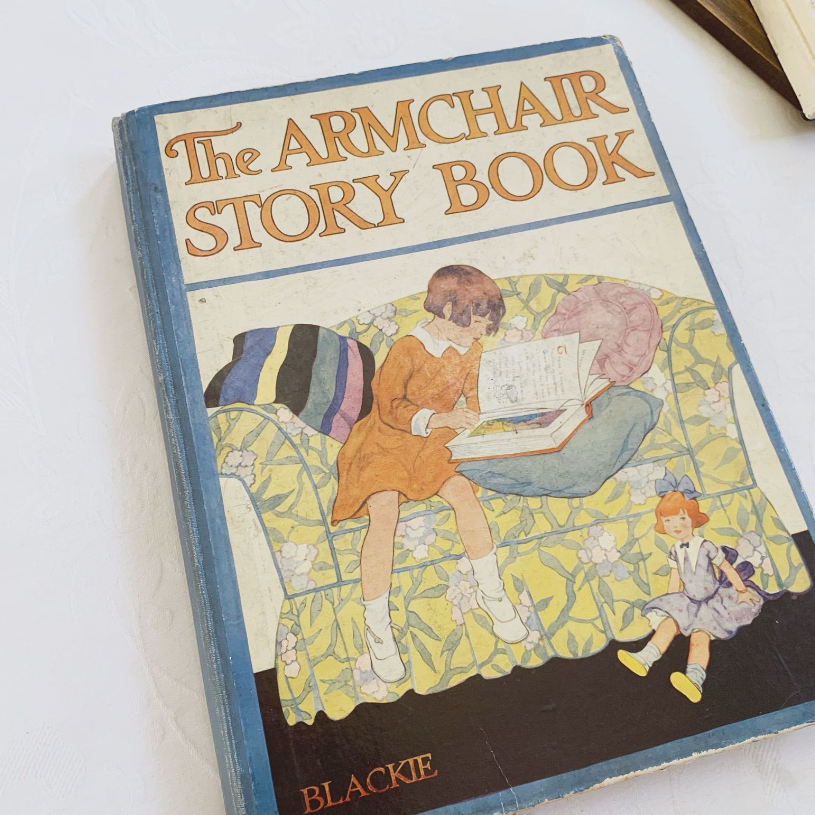 ꙳⋆愛らしい挿絵のフランスアンティーク絵本⋆꙳古書　ビンテージ 1920s-1930s イギリスの挿絵付きアンティーク児童書 ビンテージ本 The