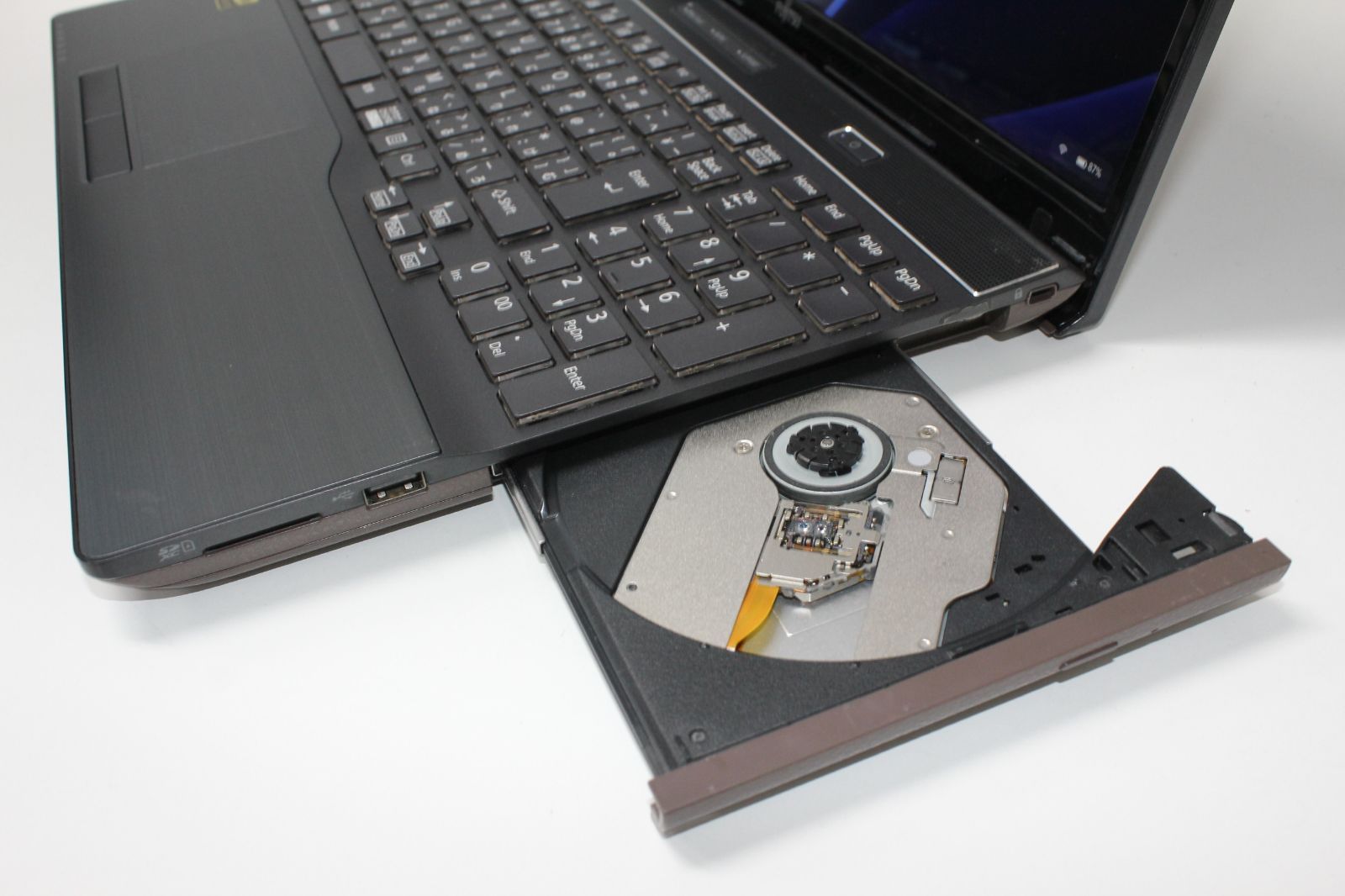 中古】富士通 LIFEBOOK AH77/C2 第8世代Core i7 - メルカリ