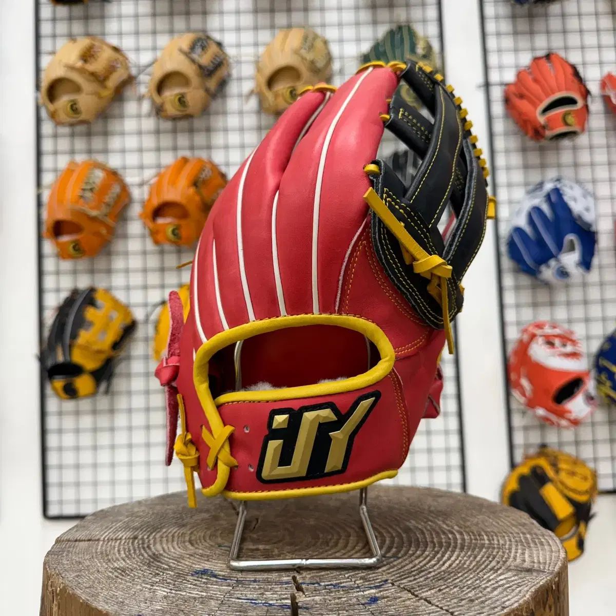 スクーティ 外野グローブ ローズ 13インチ Hウェブ 鳴らし込み 完了