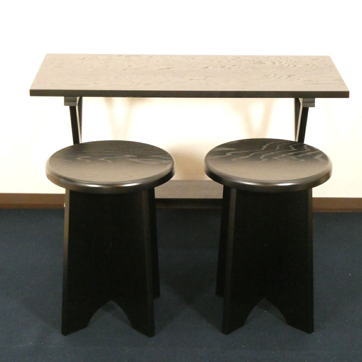 【裏千家用】木製掻合塗喫架と木製掻合塗 円椅二客セット 茶道具【中古 美品】