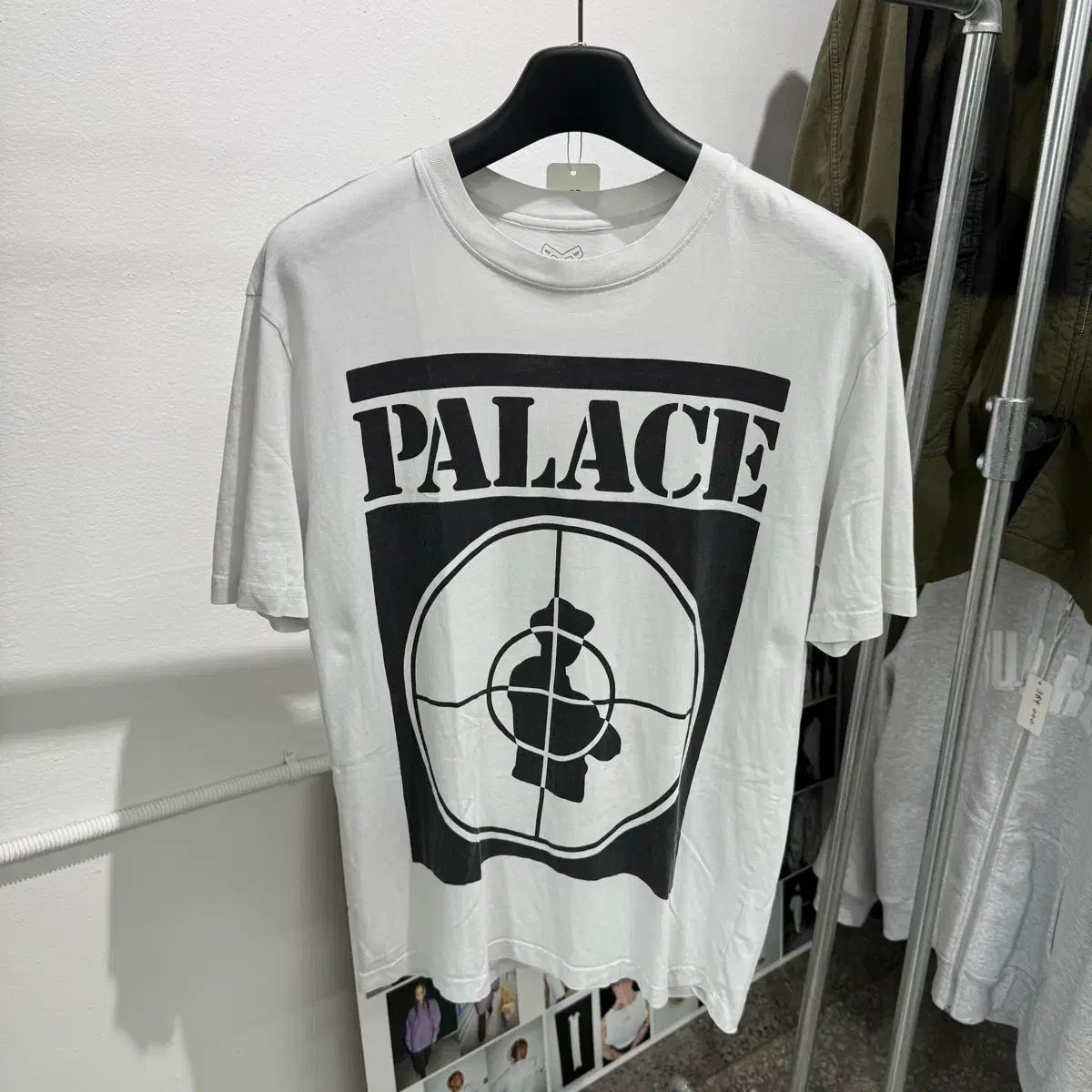M palace public enemy tee