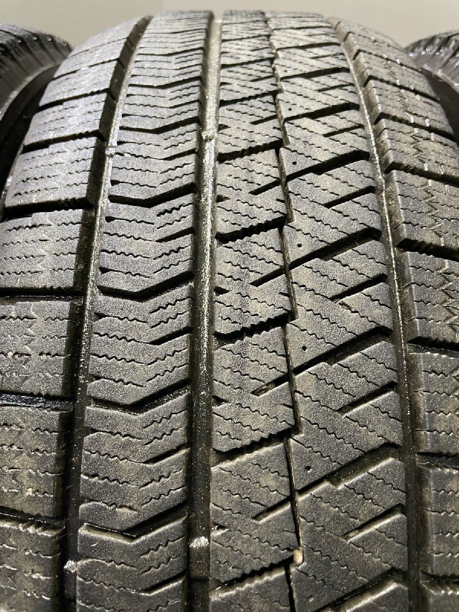 BS BRIDGESTONE BLIZZAK VRX2 205/60R16 16インチ スタッドレス 4本 21～23年製 バリ溝 ステップワゴン ビアンテ ヴォクシー等　(KTE646)