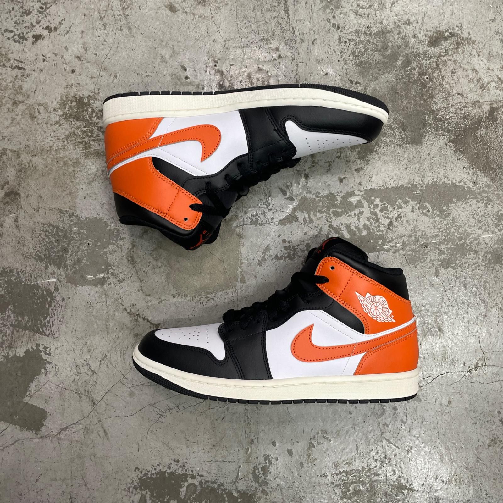 NIKE ジョーダン1 MID 28センチ 未使用 NIKE AIR JORDAN 1 MID SE 