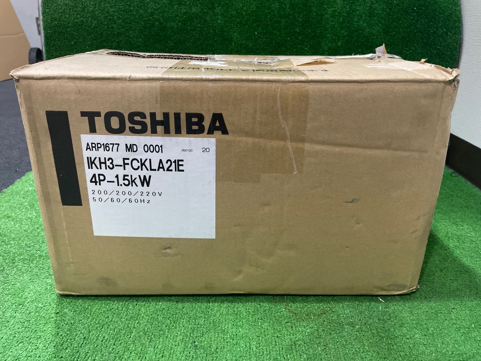 【長期保管品】TOSHIBA IKH3-FCKLA21E4P-1.5KW プレミアムゴールドモートル ※現状品 開封済 未使用品 (ス-275)