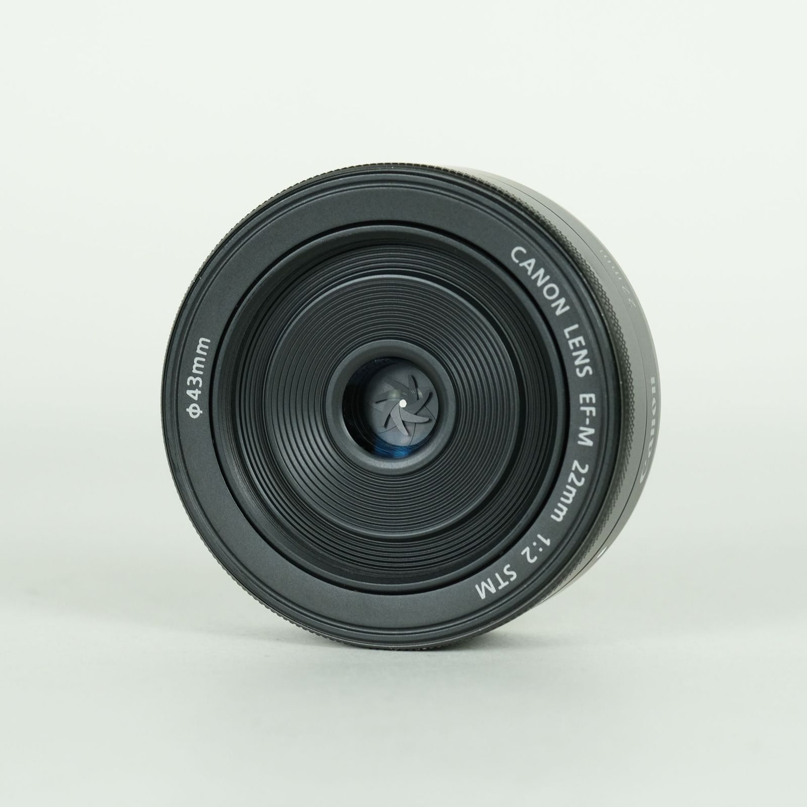 並品 | 純正フィルター付] Canon EF-M22mm F2 STM [グラファイト