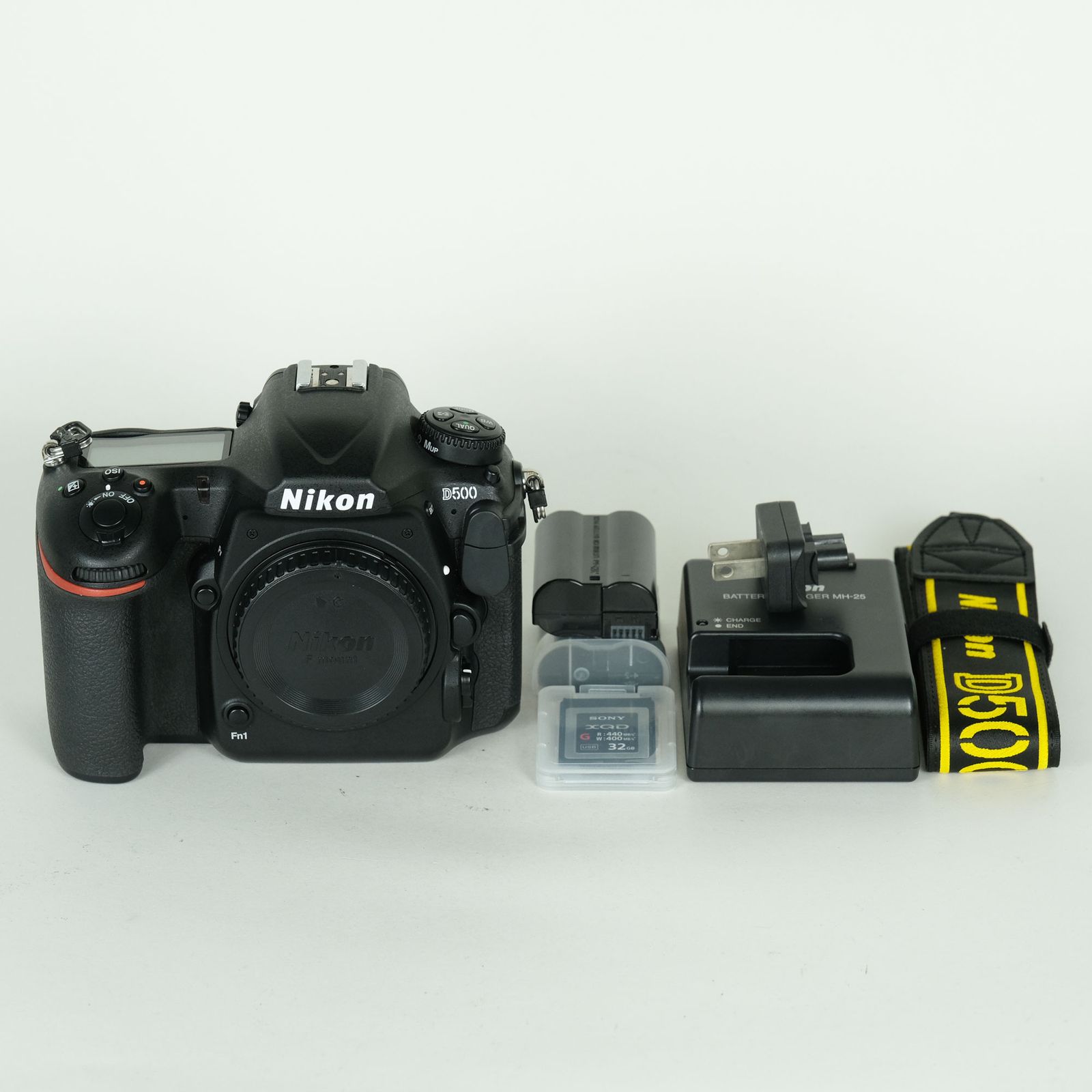 [Good Condition | 18,042 Shutters | 2 Batteries, XQD Card Included] Nikon D500 [Body] | Nikon F Mount