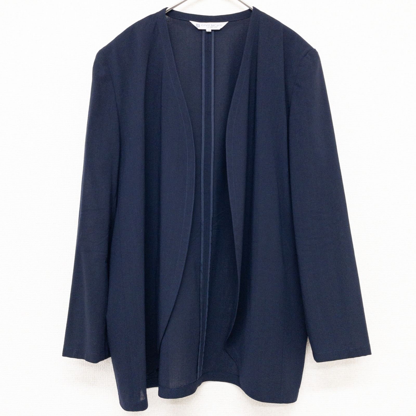 GIVENCHY - ジバンシィ ヴィンテージ ノーカラージャケット ブルゾン ボタン 8 紫 GIVENCHY ジバンシー ノーカラージャケット ボタンレス ヴィンテージ