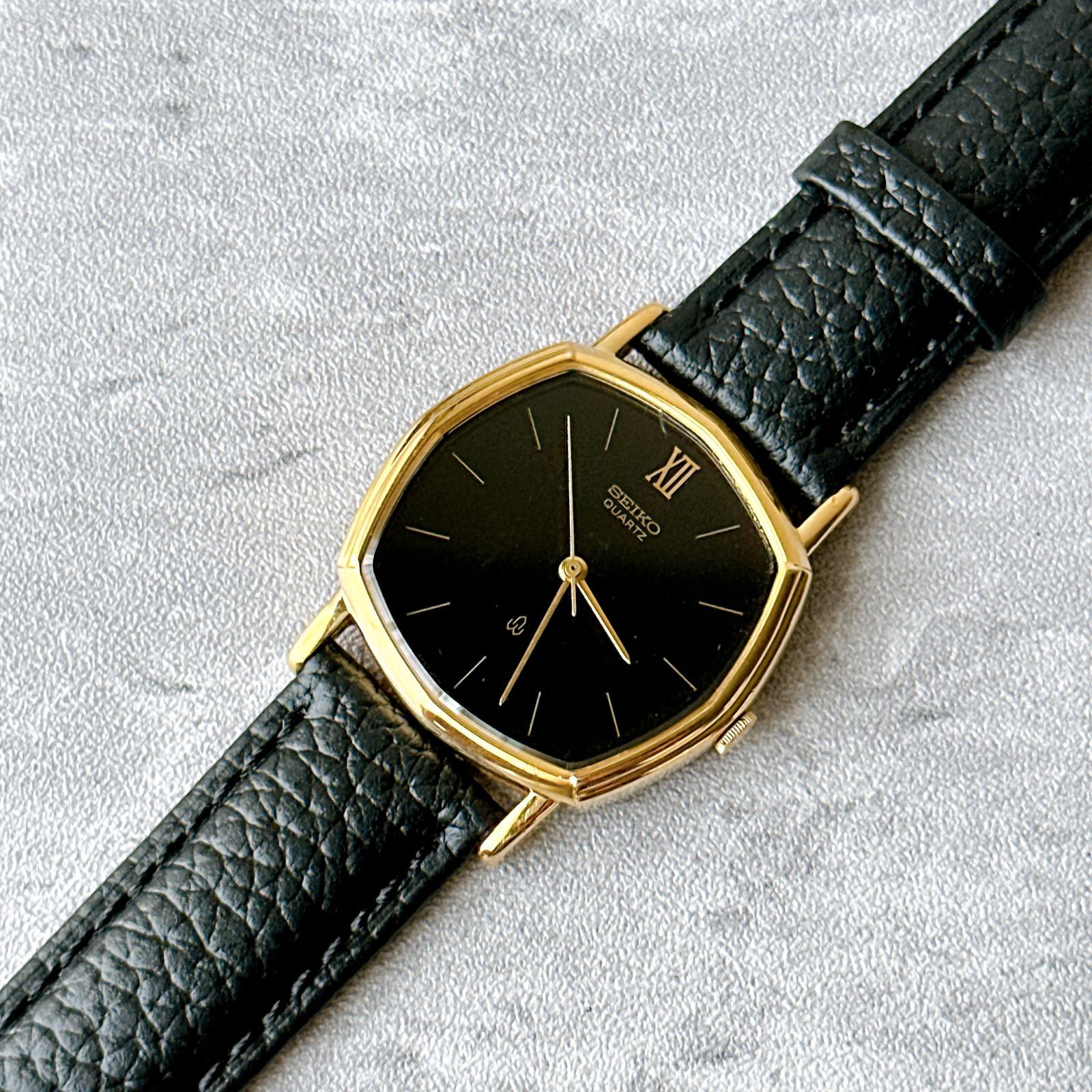 SEIKO Quartz 5931-5350 セイコー クォーツ ブラック文字盤 ゴールド 