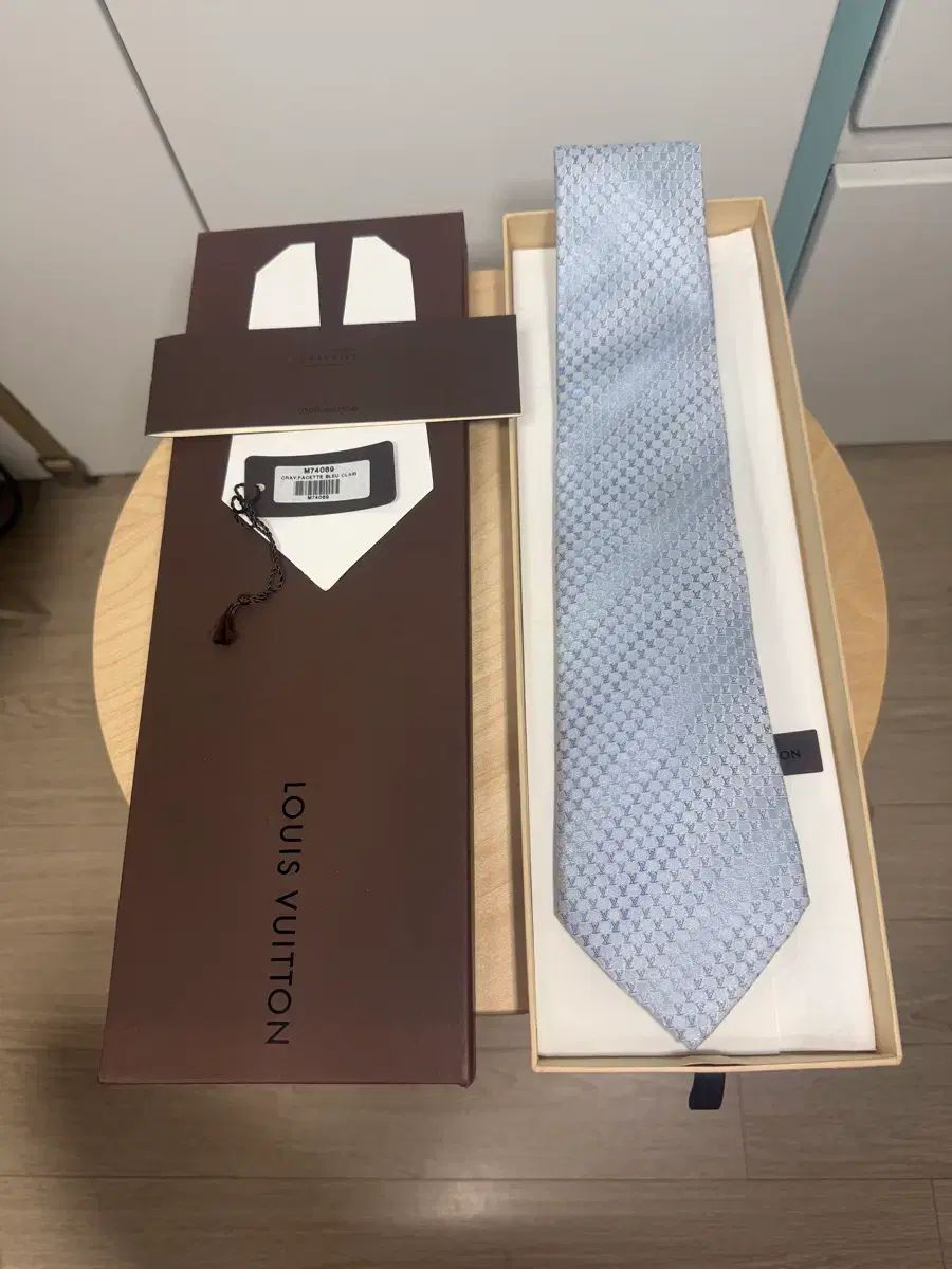 ルイヴィトン ネックタイ 正規品 エルメス グッチ シャネル プラダ ディオール トムフォード ボッテガ