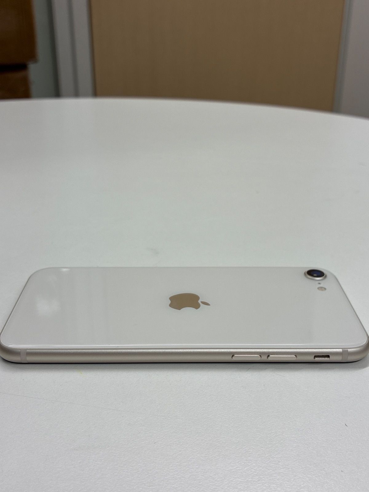 Apple • 目立った汚れ傷なし iPhone 目立った傷なし Apple スマートフォン - メルカリ