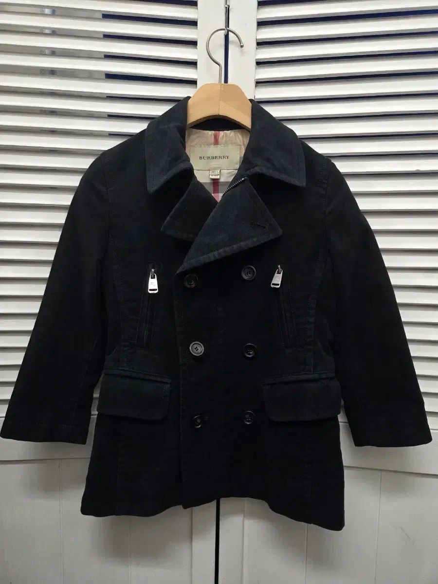 バーバリー キッズ ブラック コート 7,392円