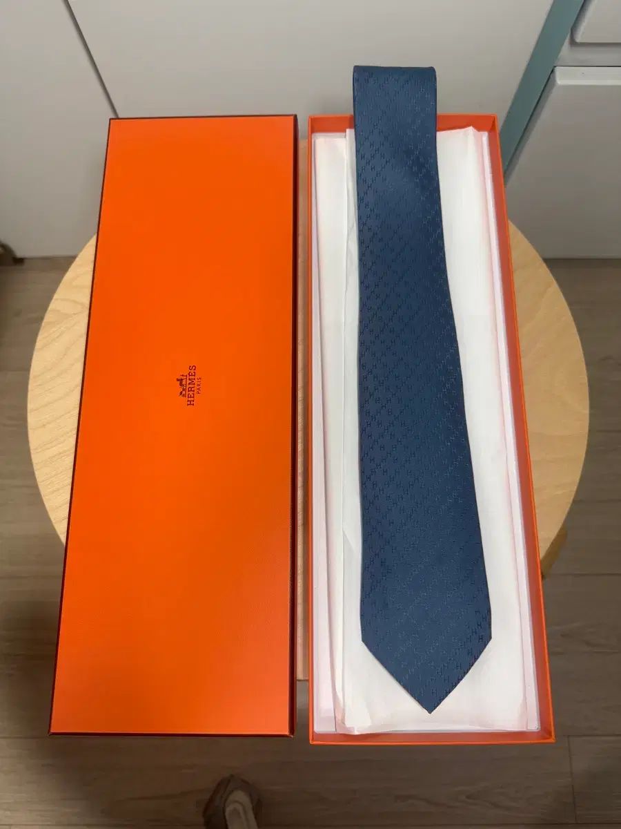 エルメス 正規品 ネックタイ 新品 Louis Vuitton グッチ CHANEL BURBERRY ポロ TOM FORD Dior