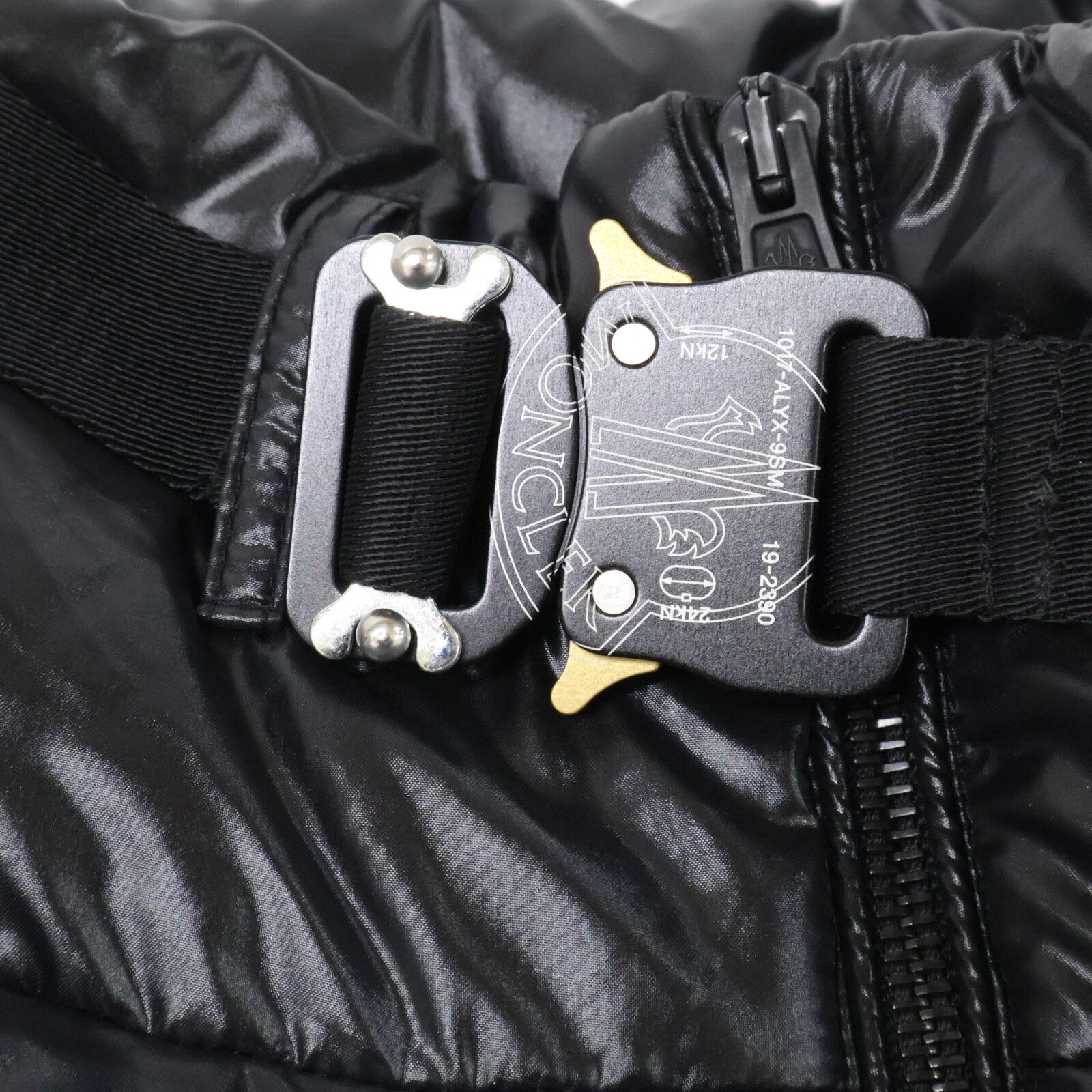 MONCLER モンクレール GENIUS 6 ジーニアス6x1017 ALYX 9SM アクリス