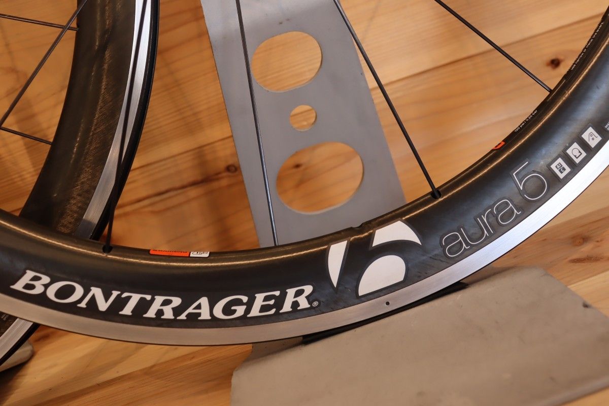 ボントレガー BONTRAGER オーラ AURA 5 アルミ・カーボン クリンチャー