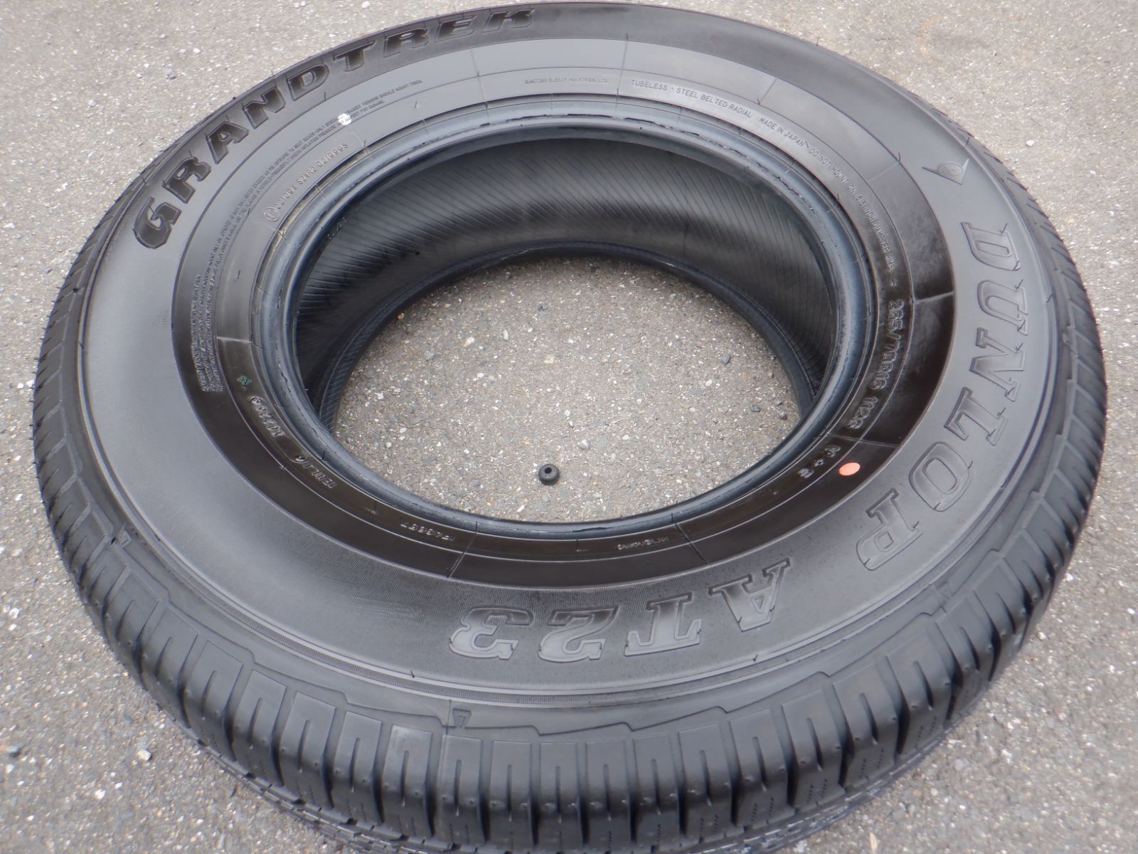 未使用 265/70R16 ダンロップ グラントレックAT23 2026年製 1本