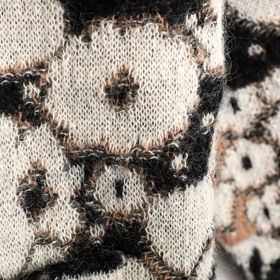 CHANEL シャネル トップス カーディガン P75362K10782 - メルカリ